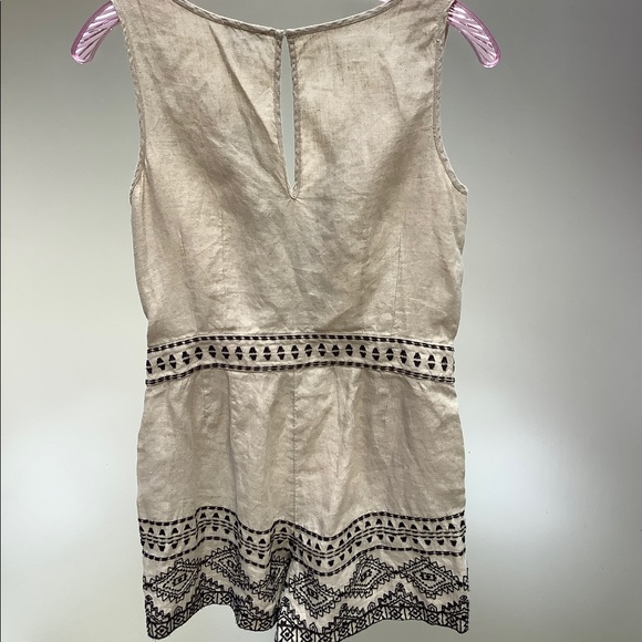 Embroidered Linen Romper - Picture 5 of 7